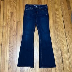 Like new American eagle boot cut jeans size 10 long